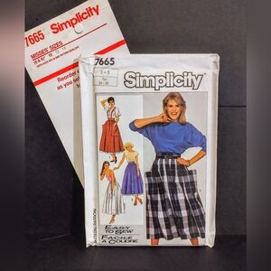 Vintage Simplicity #7665 Sewing Pattern/ Uncut/ NOS
